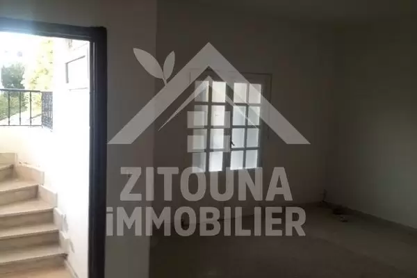 A louer un étage de villa à la marsa