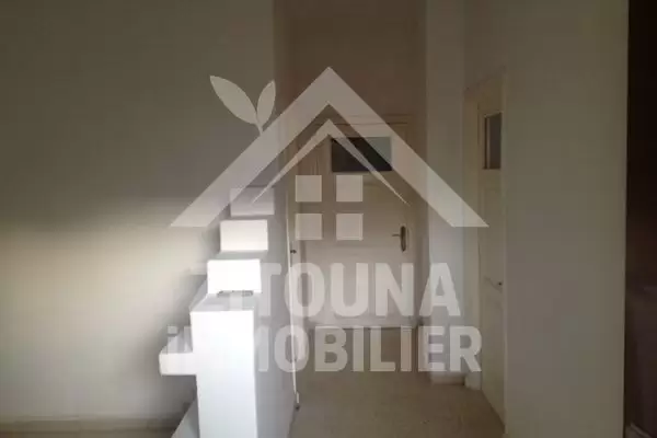 A louer un étage de villa à la marsa