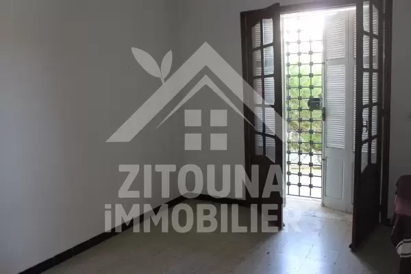 Rez de chaussé de villa à louer