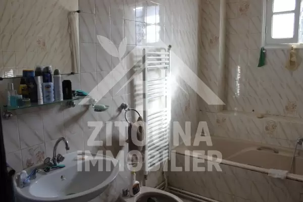 Rez de chaussé de villa à louer