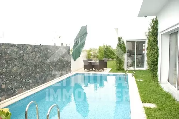 A louer une belle villa pour les 3 mois de l'été