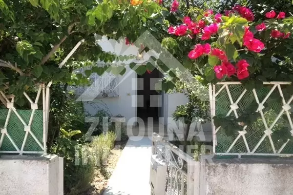 À louer bel appartement aux jardins de Carthage