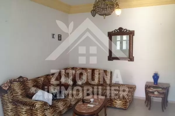 À louer bel appartement aux jardins de Carthage