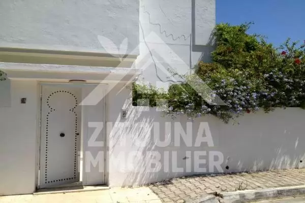 A sidi bou said une villa avec une belle vue sur .....