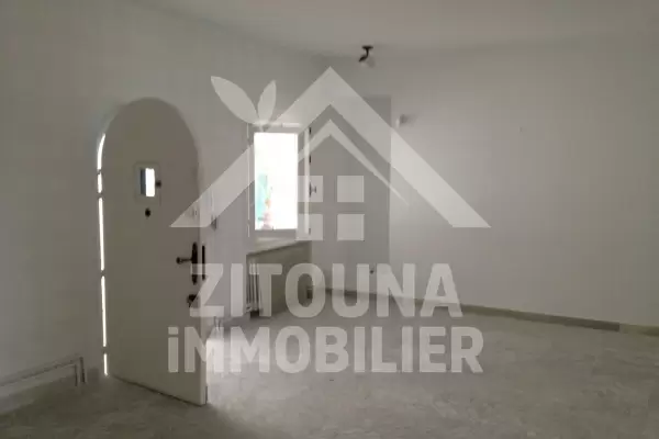 A louer belle villa à Gammarth vue sur mer