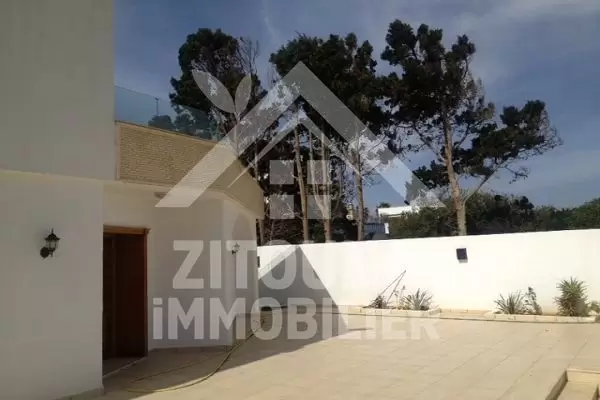 A louer une belle villa à Nabeul
