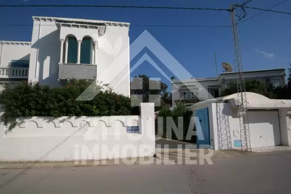 Belle villa de à Sidi Bou Said avec piscine