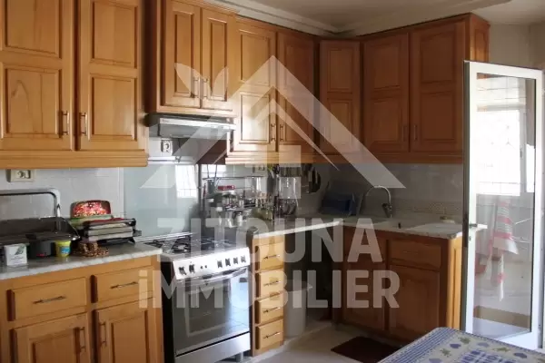 A louer bel appartement meublé