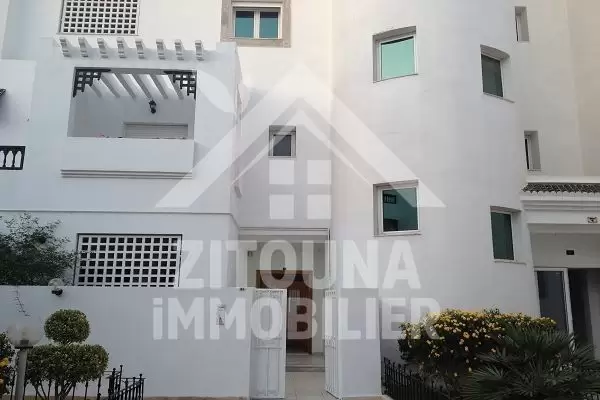 A louer un beau duplex à La Marsa