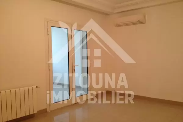 A louer un beau duplex à La Marsa