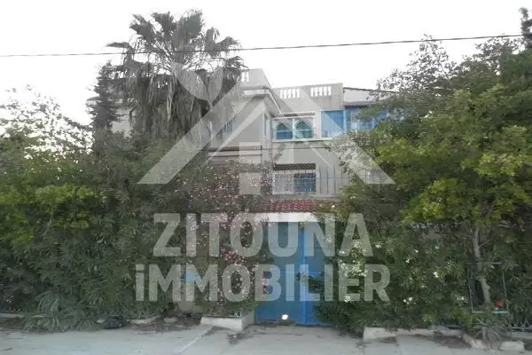 Villa à saisir à Raoued