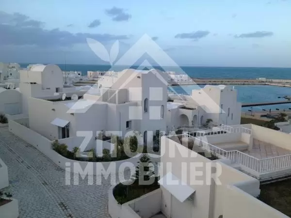 A louer une coquette villa à .....