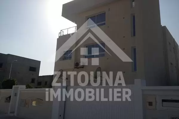 A louer bel appartement à Ain Zaghouan