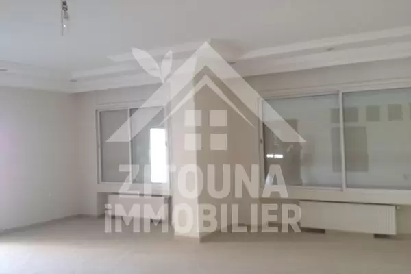 A louer bel appartement à Ain Zaghouan