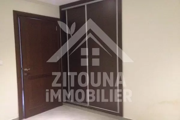A louer bel appartement à Ain Zaghouan