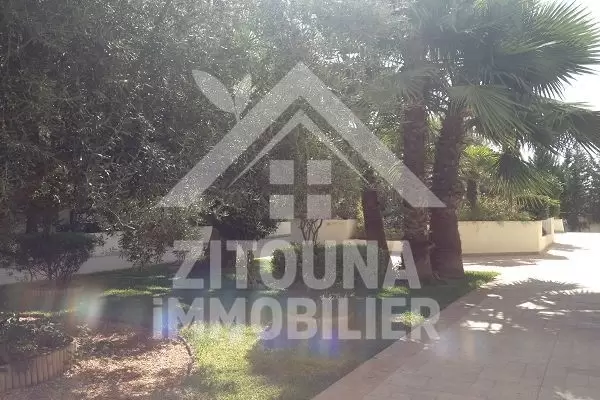 A louer un appartement de luxe meublé