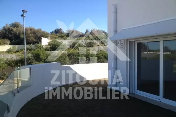 A louer une belle villa à Gammarth Marina