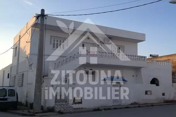 Villa à saisir à La Marsa Ville