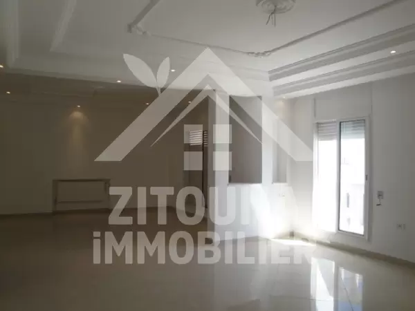 Etage de villa à louer