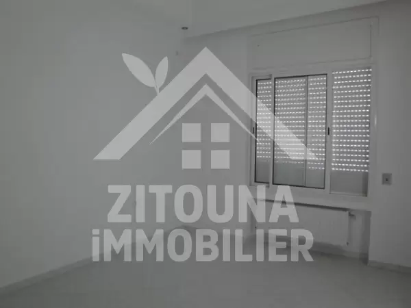 Etage de villa à louer