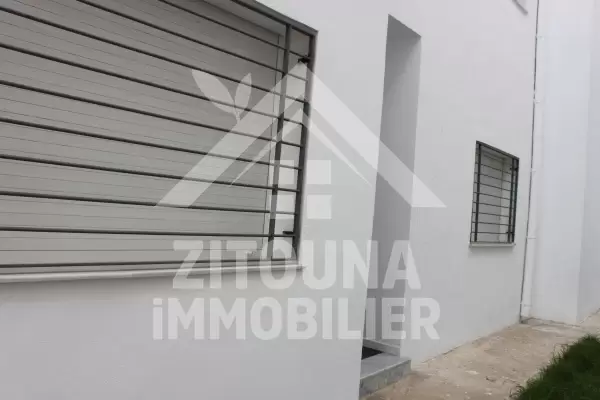 Rez de chaussée de villa à louer