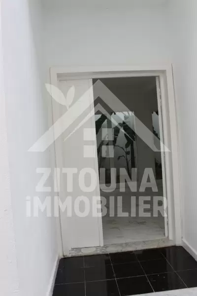 Rez de chaussée de villa à louer