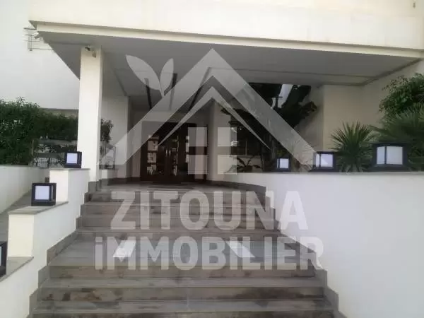 A louer bel appartement meublé