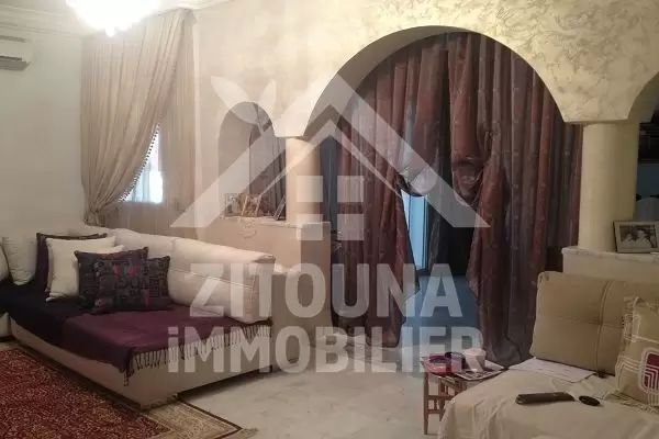 A vendre un bel appartement à Ain Zaghouan