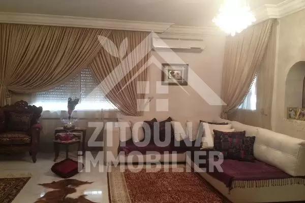 A vendre un bel appartement à Ain Zaghouan