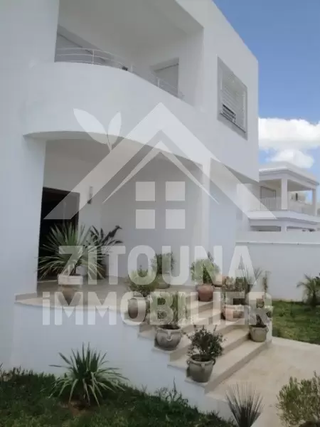 Villa neuve à louer