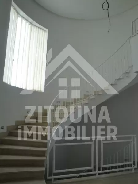 Villa neuve à louer