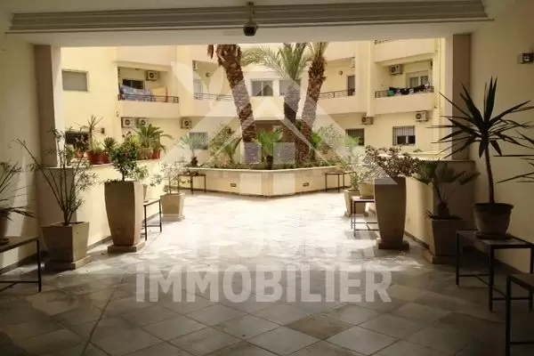 A louer un bel appartement meublé à Lac 2