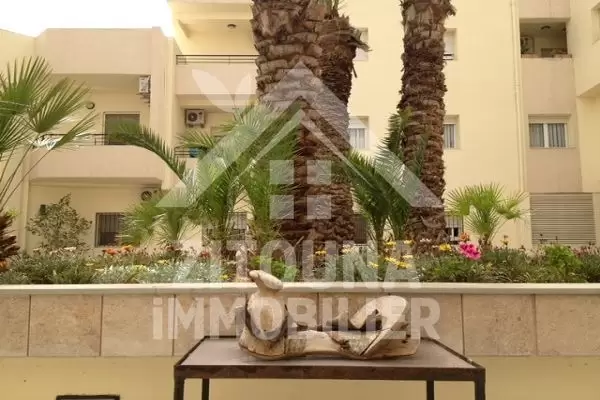 A louer un bel appartement meublé à Lac 2