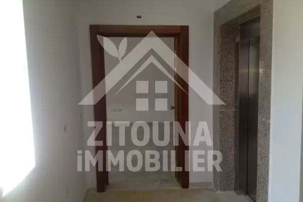 A louer un bel appartement à Gammarth