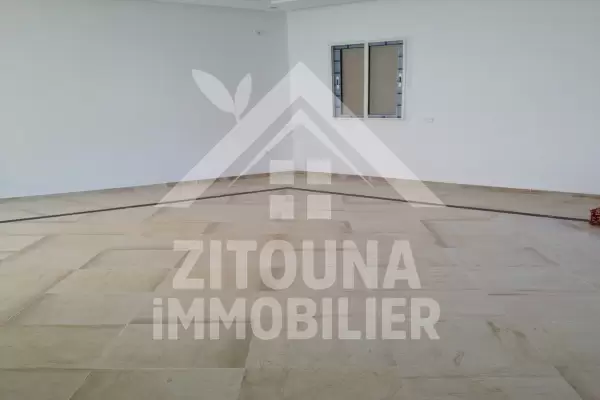 A louer bel étage de villa