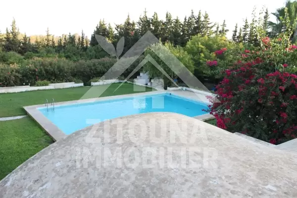 Belle Maison à Vendre à Hammamet