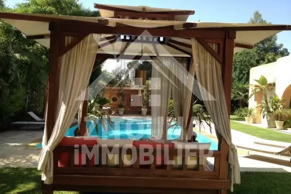 A louer une trés belle villa.....