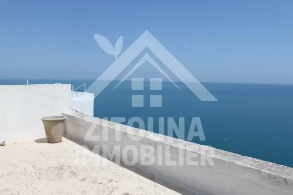 Belle maison à louer à Sidi Dhrif, quartier de privilége