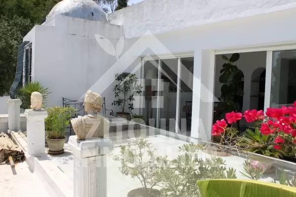 Belle maison à louer à Sidi Dhrif, quartier de privilége