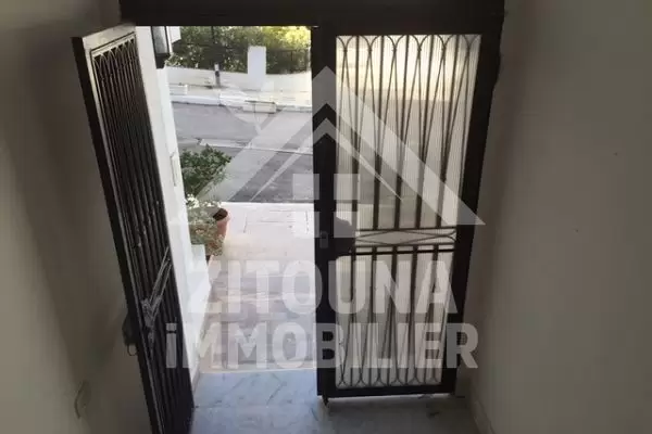 A vendre un bel appartement à Gammarth