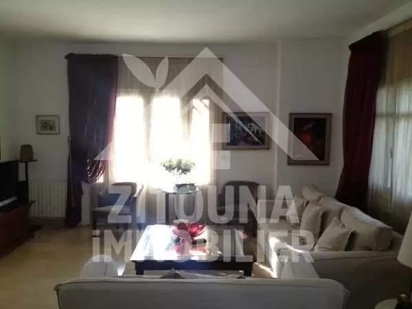 A louer une belle villa à la Marsa