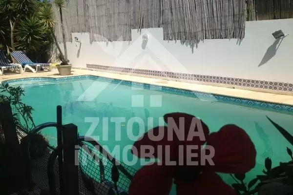 A louer une belle villa à Gammarth