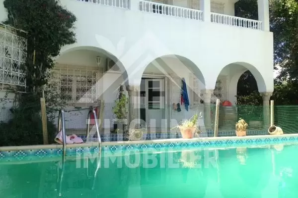 A louer une belle villa à Gammarth