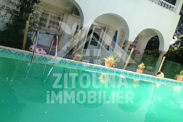 A louer une belle villa à Gammarth