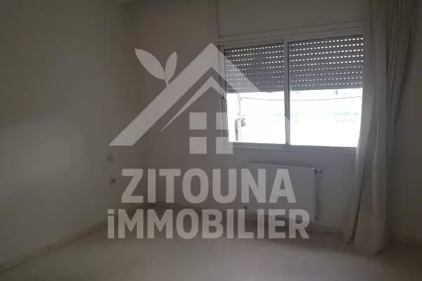 A louer une bel appartement à la Marsa