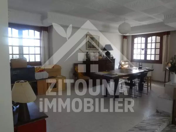 Villa à louer avec piscine