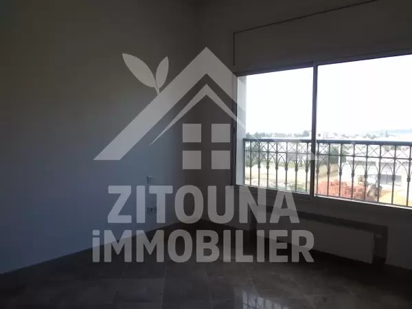 A louer très bel appartement haut standing