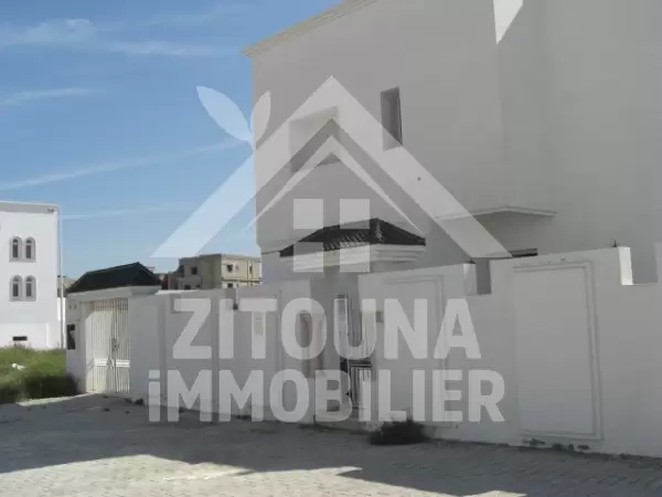 Villa à louer à Ain Zagouan