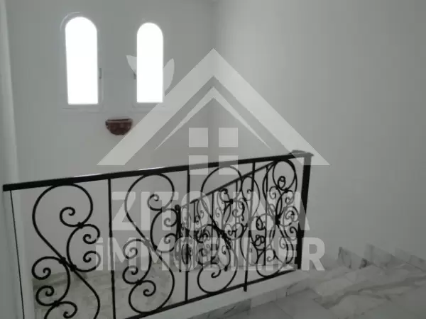 Villa à louer avec piscine