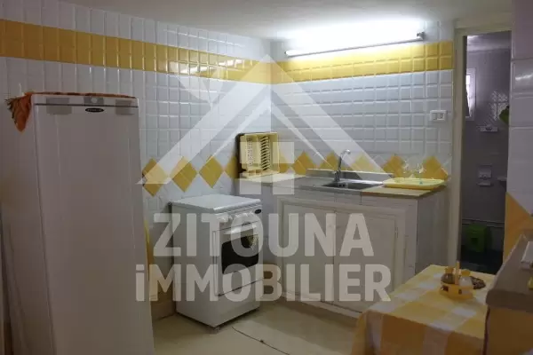 Etage de villa à louer meublé